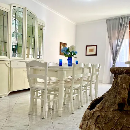 Sorrento's Carme Family Big Appartament アパート