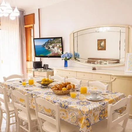 Sorrento's Carme Family Big Appartament * Sorrento