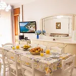 Exclusive Large 3 Bed With Pool * Sorrente