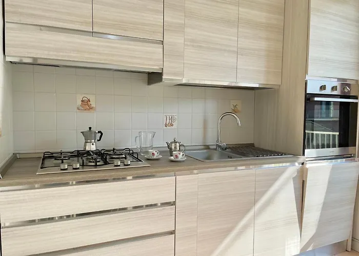 Exclusive Large 3 Bed With Pool סורנטו