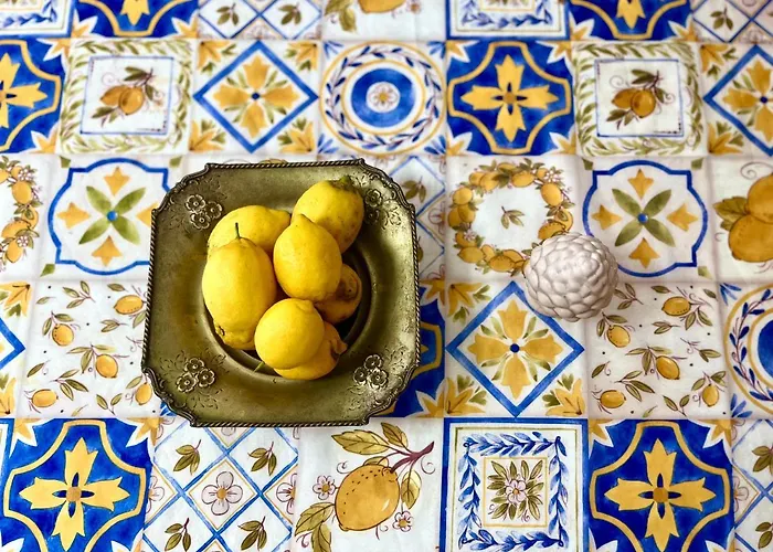 Exclusive Large 3 Bed With Pool דירה *