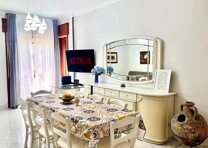 Exclusive Large 3 Bed With Pool 아파트